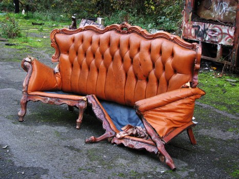 Investigation records and route data for waste collection